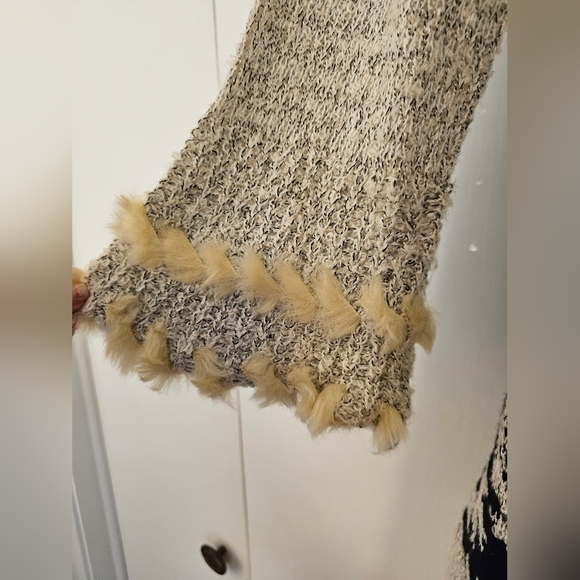 Cozy Sweater - Picture 4 of 6